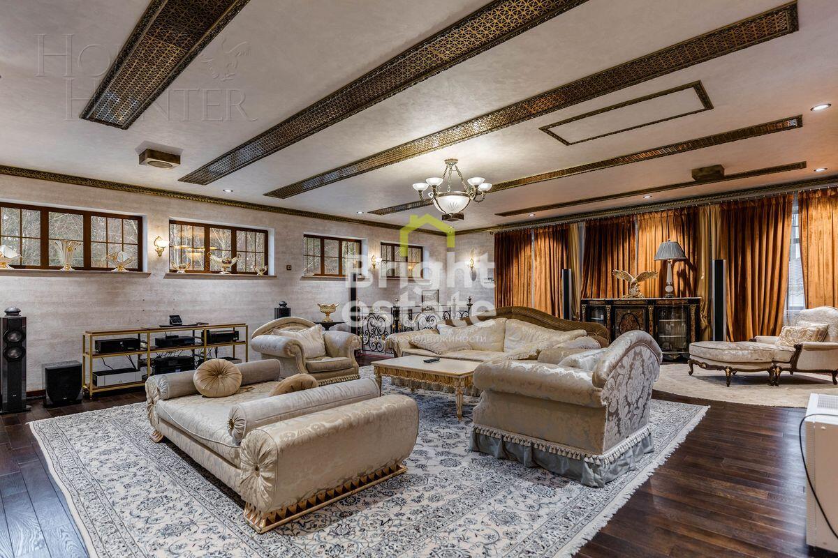 3-этажный коттедж 1 250 м² с отделкой