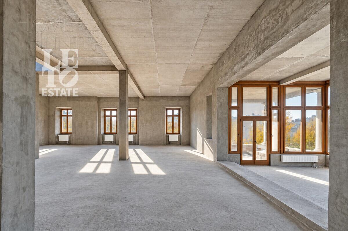 1-этажный коттедж 560 м² без отделки