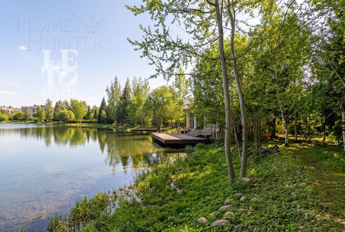 1-этажный коттедж 560 м² без отделки