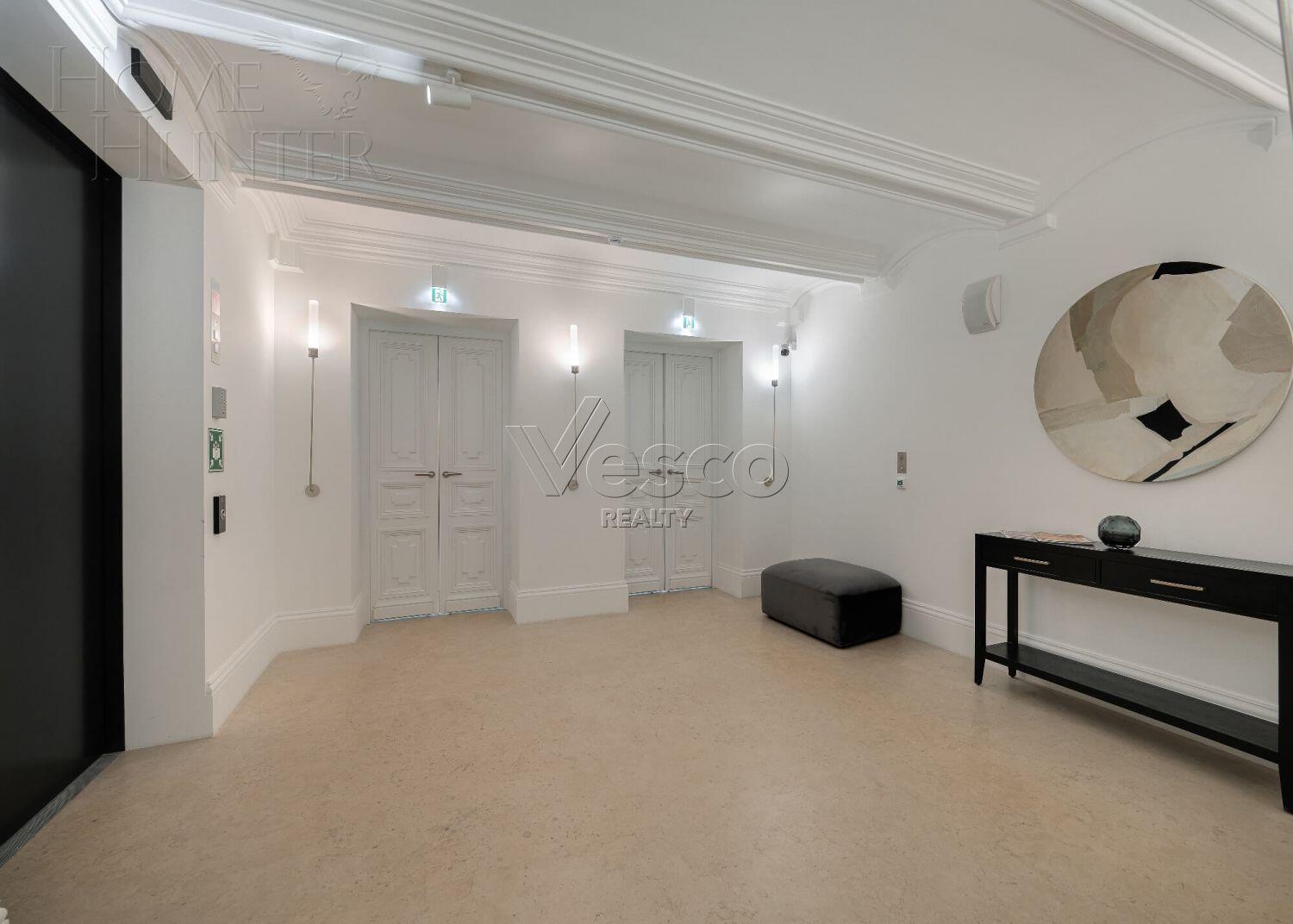 6-КОМН. ПЕНТХАУС БЕЗ ОТДЕЛКИ 560 М² НА 4 ЭТАЖЕ