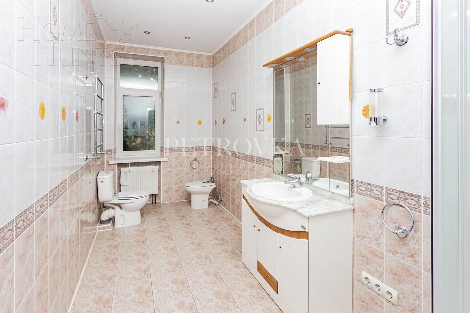 1-этажный коттедж 569.6 м² с отделкой