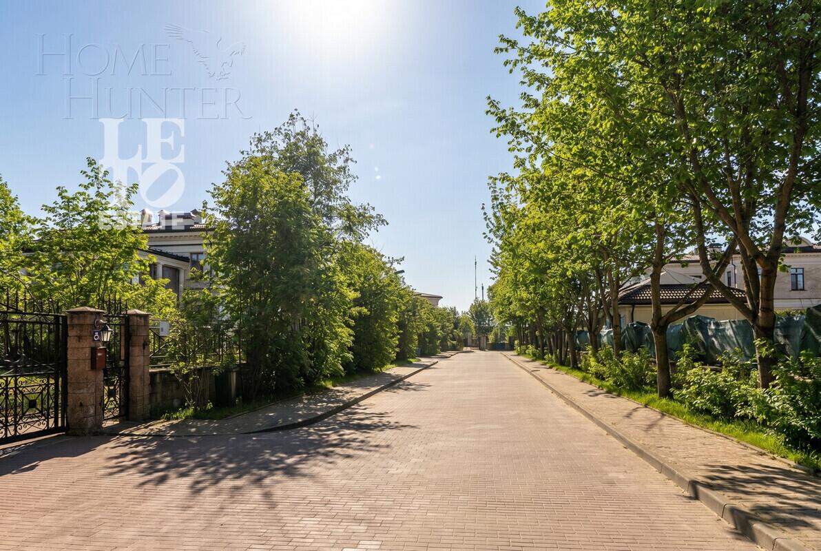 1-этажный коттедж 560 м² без отделки