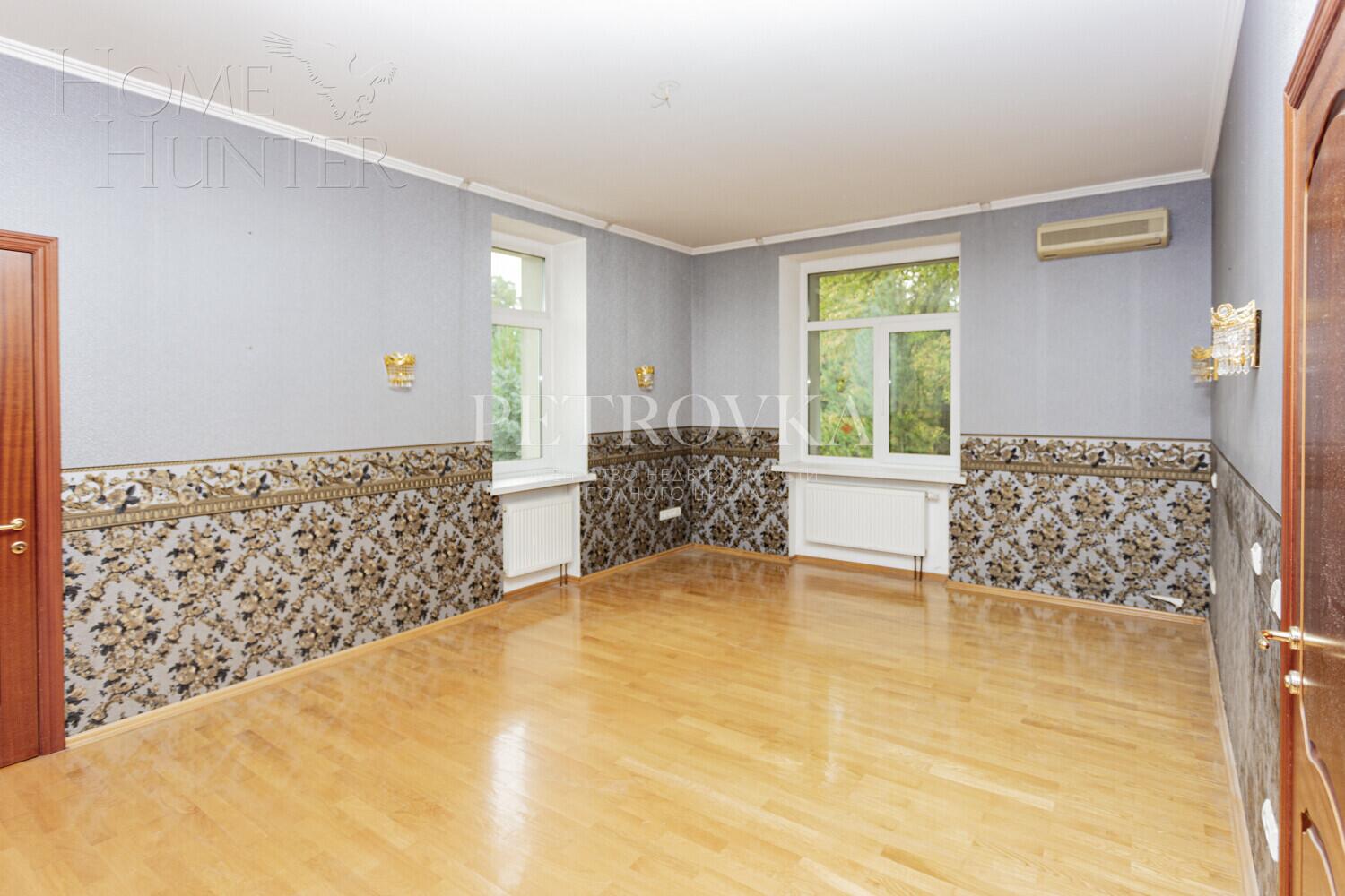 1-этажный коттедж 569.6 м² с отделкой