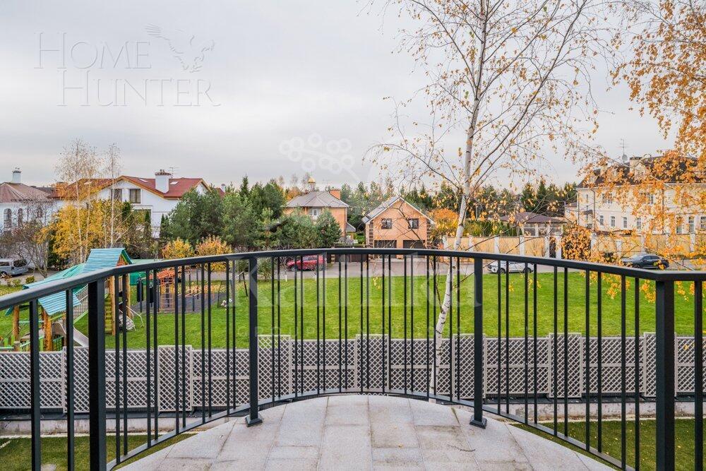 3-этажный коттедж 472 м² с отделкой