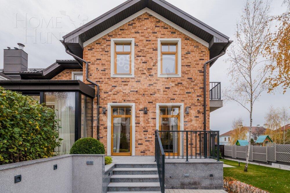 3-этажный коттедж 472 м² с отделкой