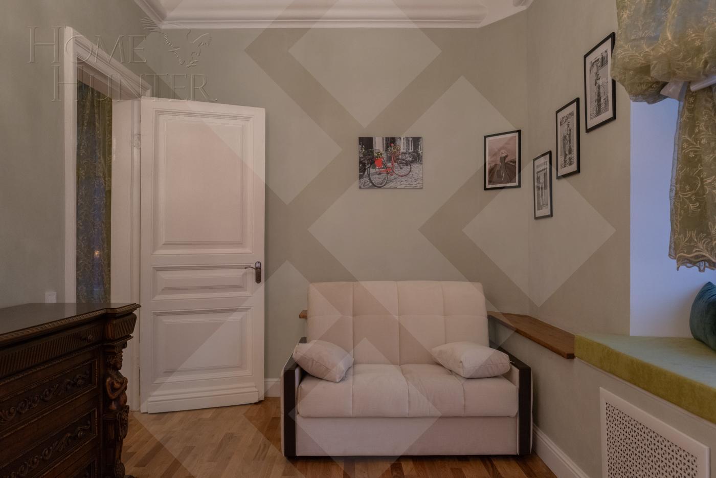 6-КОМН. КВАРТИРА С ОТДЕЛКОЙ 180 М² НА 3 ЭТАЖЕ