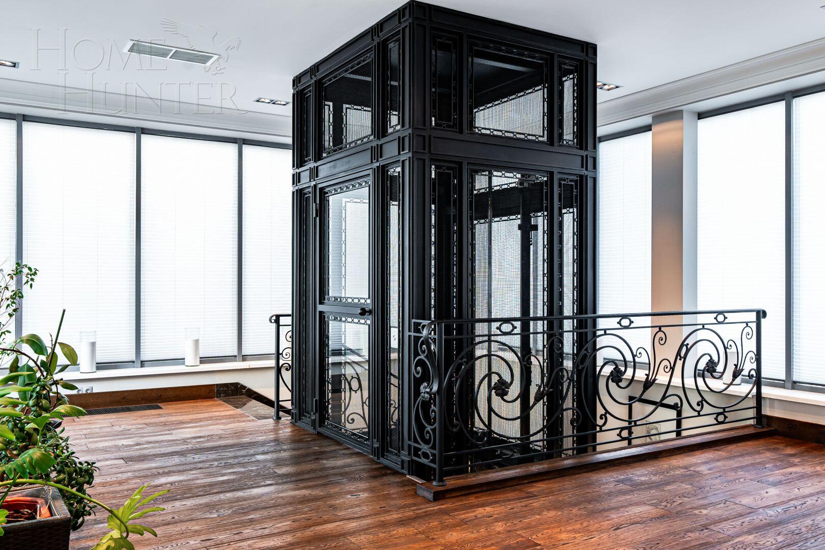 3-этажный коттедж 700 м² с отделкой