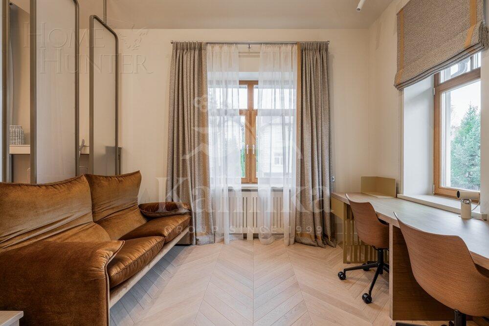 3-этажный коттедж 472 м² с отделкой
