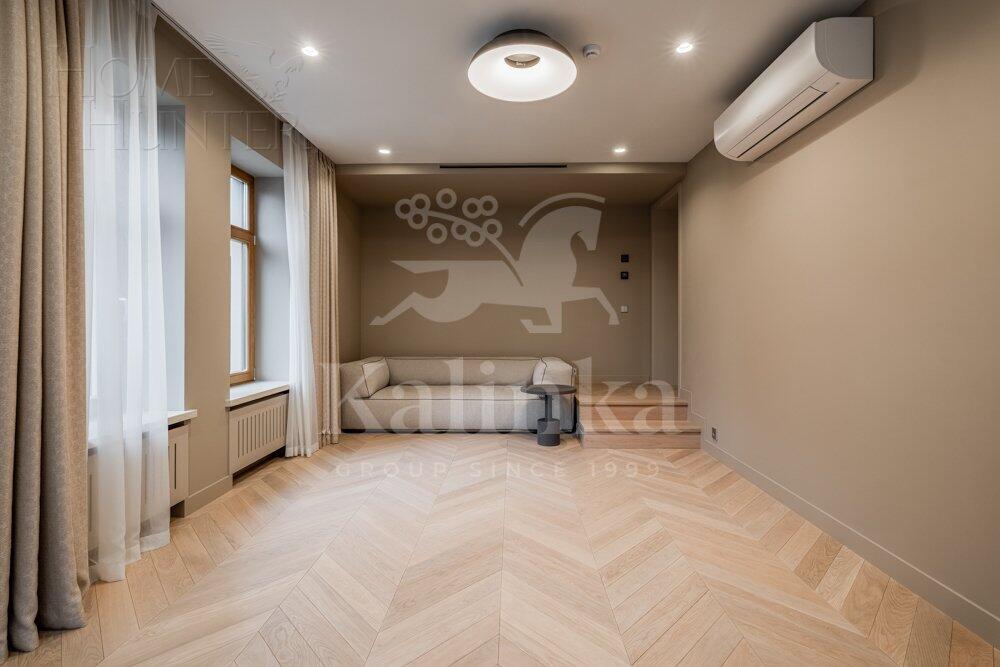 3-этажный коттедж 472 м² с отделкой