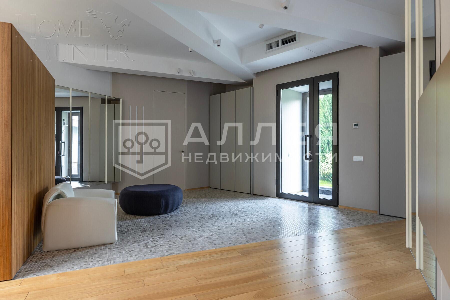 1-этажный коттедж 700 м² с отделкой