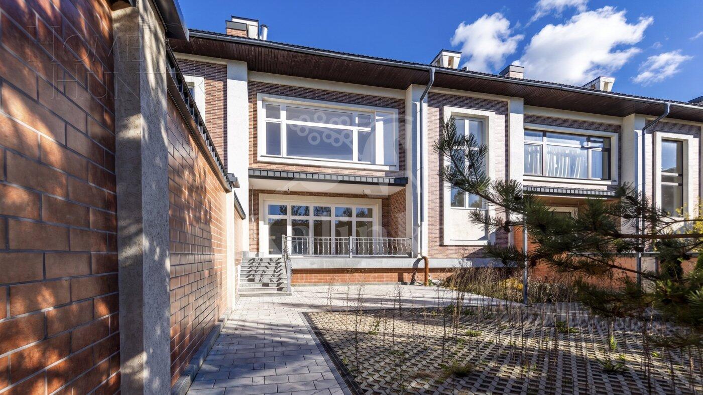 ТАУНХАУС 354 м² с отделкой