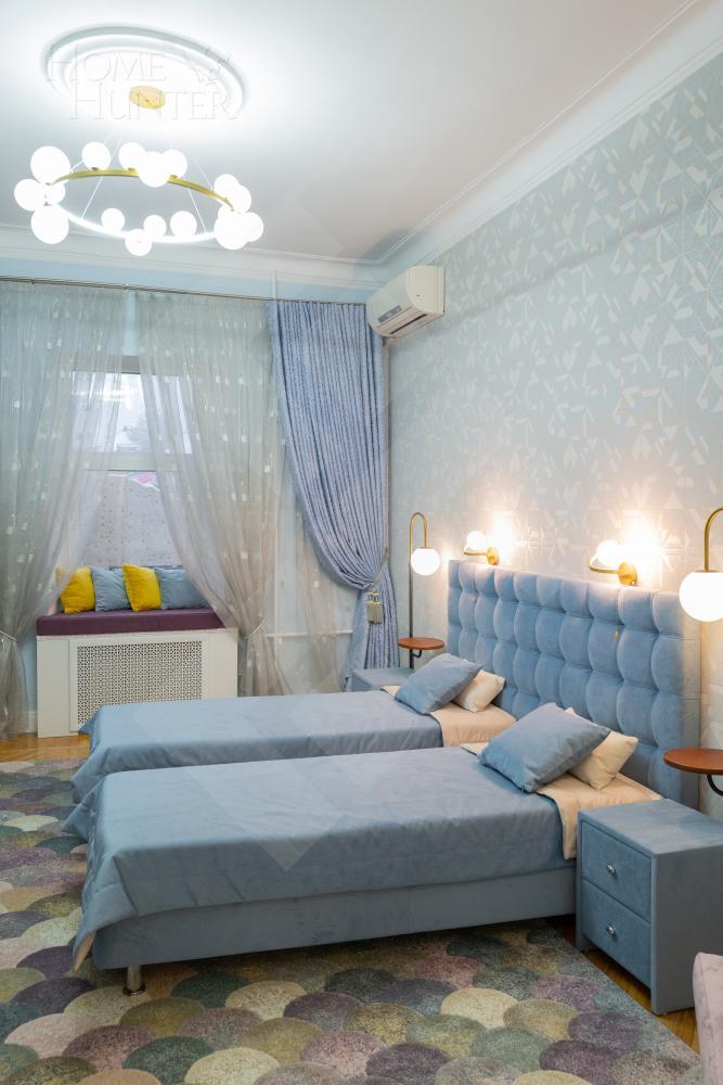 6-КОМН. КВАРТИРА С ОТДЕЛКОЙ 180 М² НА 3 ЭТАЖЕ