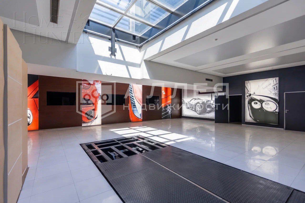 3-этажный коттедж 5 000 м² с отделкой