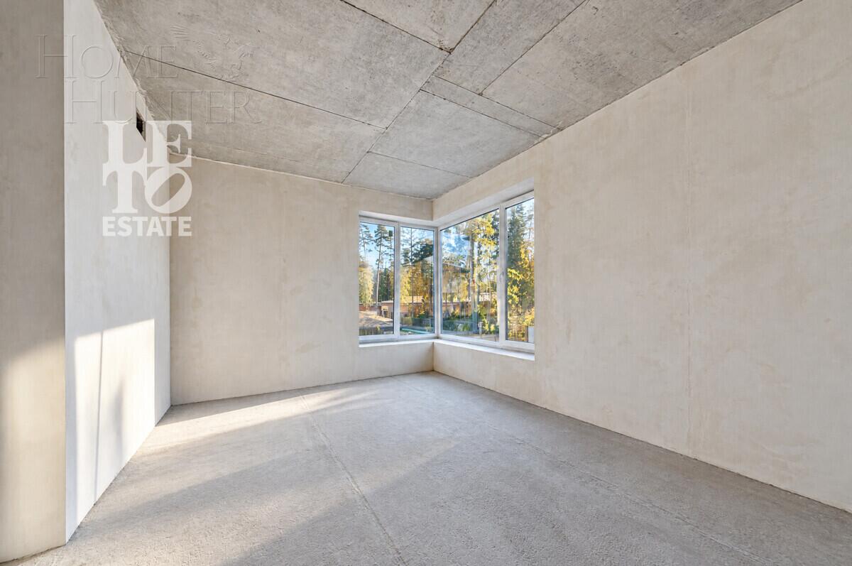 1-этажный коттедж 290 м² без отделки