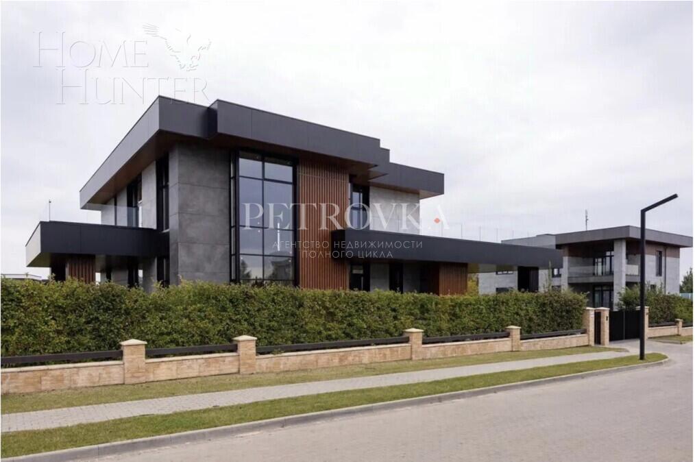 1-этажный коттедж 800 м² без отделки