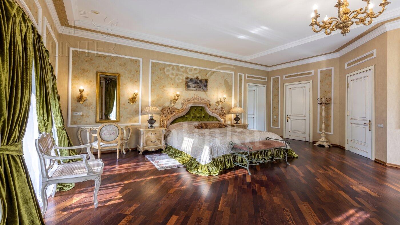 4-этажный коттедж 1 250 м² с отделкой