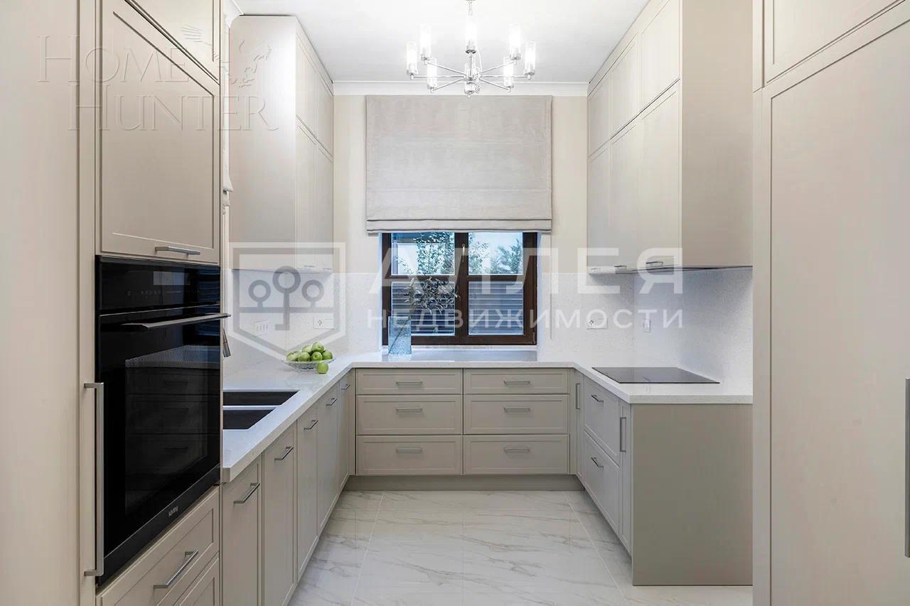 2-этажный коттедж 405 м² с отделкой