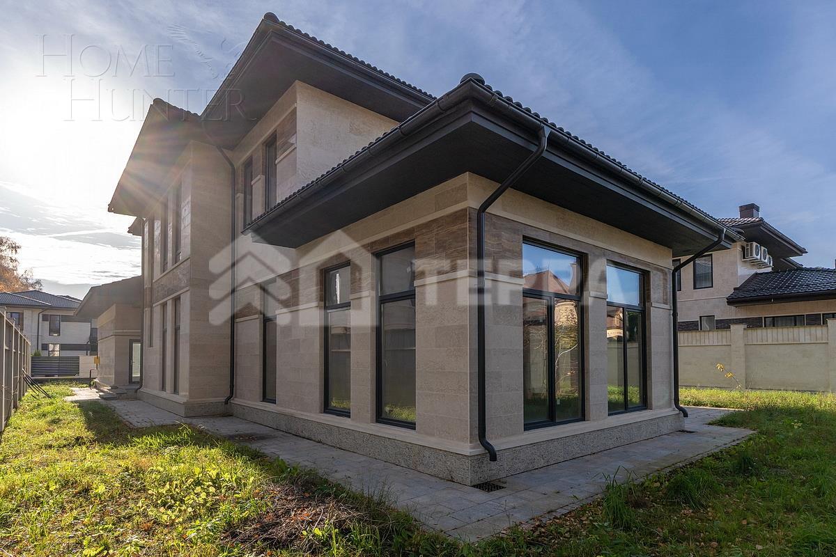 КОТТЕДЖ 316.8 м² без отделки