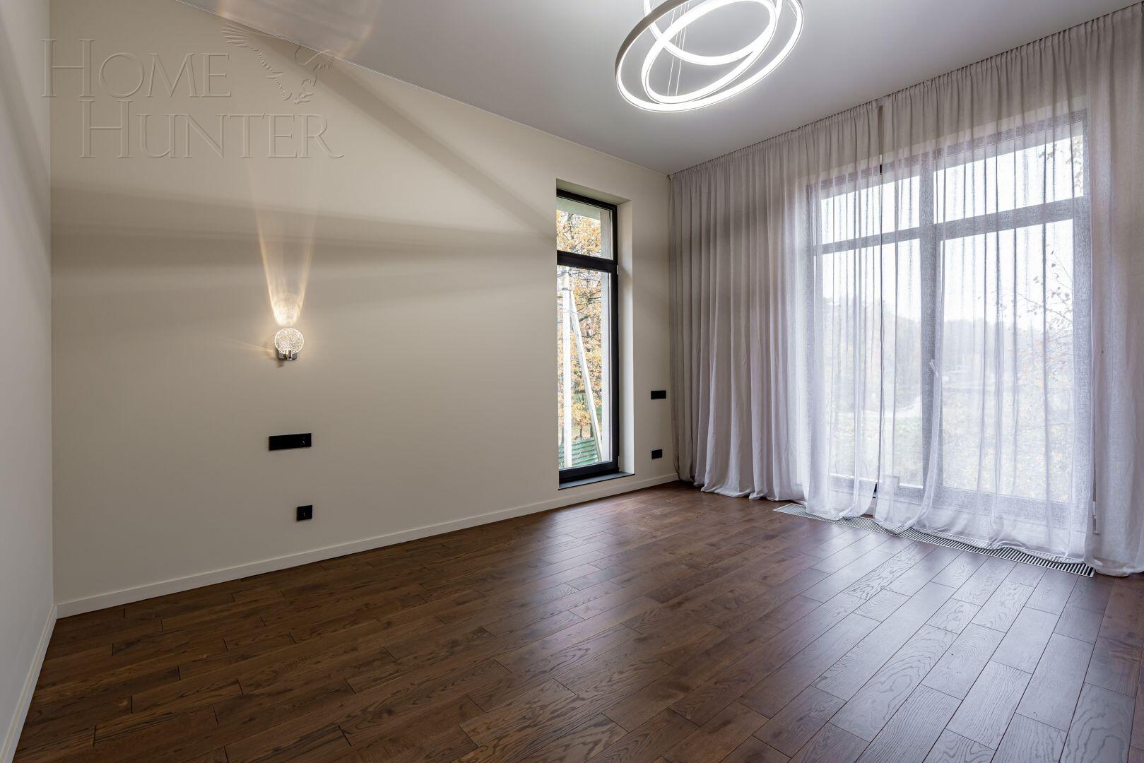 2-этажный коттедж 250 м² с отделкой