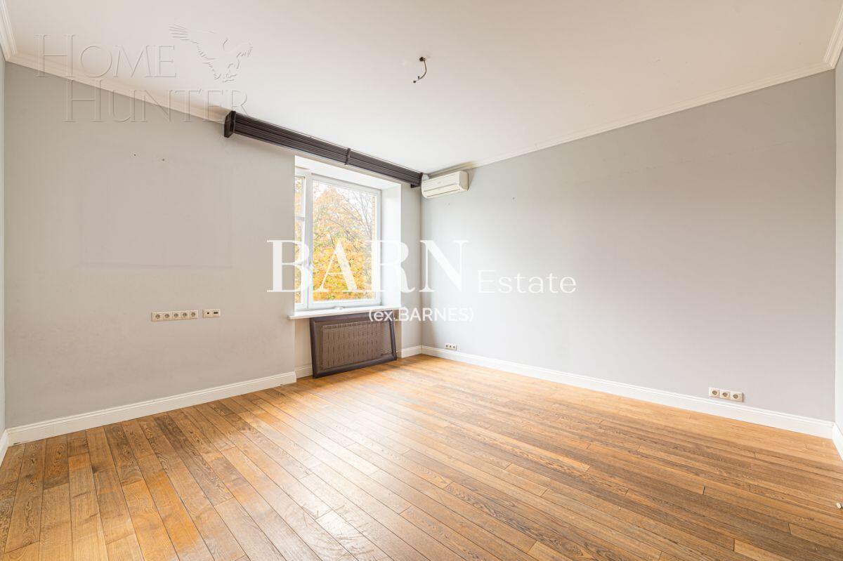 3-КОМН. КВАРТИРА С ОТДЕЛКОЙ 140 М² НА 3 ЭТАЖЕ