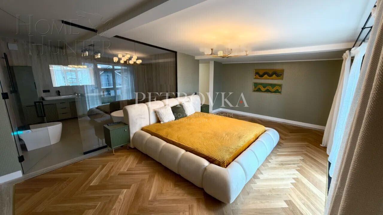 1-этажный коттедж 240 м² с отделкой