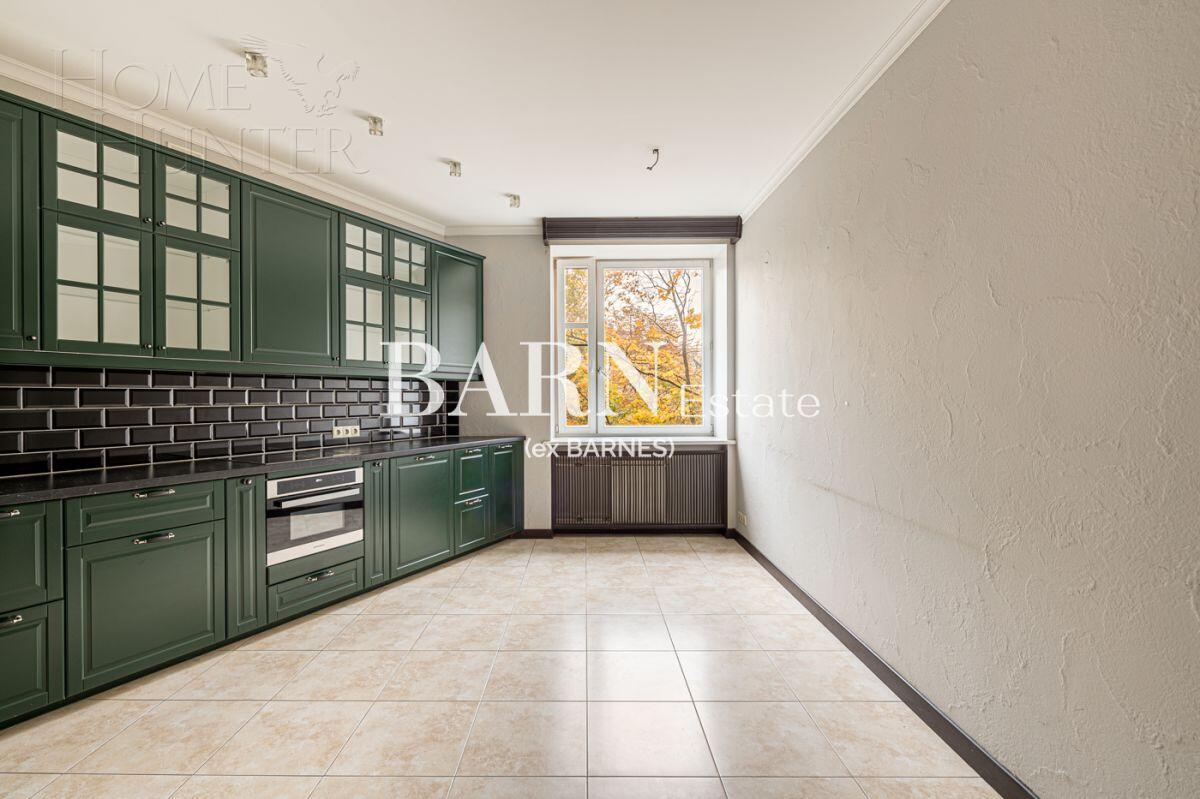 3-КОМН. КВАРТИРА С ОТДЕЛКОЙ 140 М² НА 3 ЭТАЖЕ