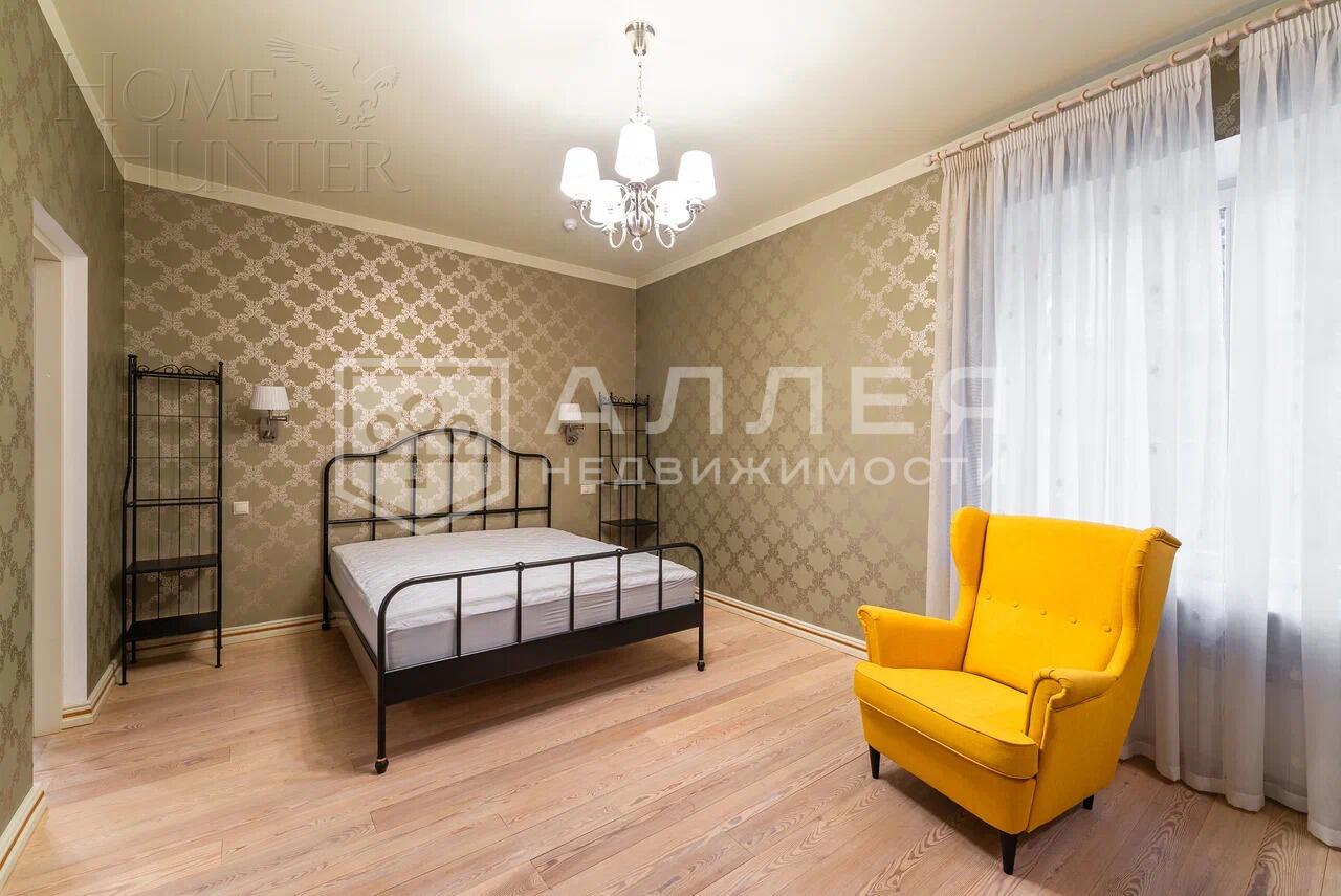 2-этажный коттедж 1 067 м² с отделкой