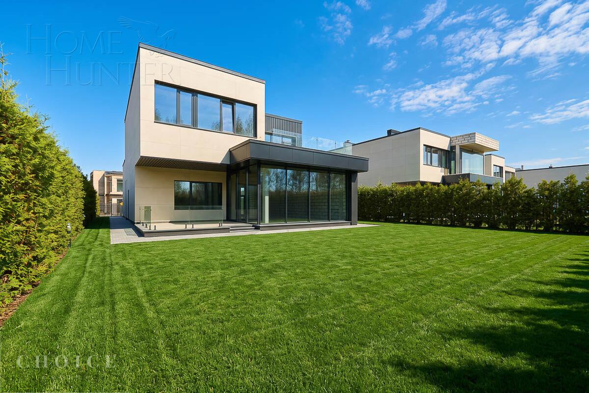 2-этажный коттедж 398.7 м² без отделки