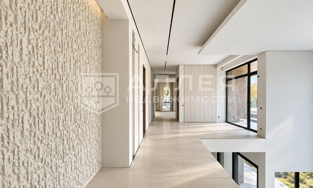 2-этажный коттедж 1 120 м² с отделкой