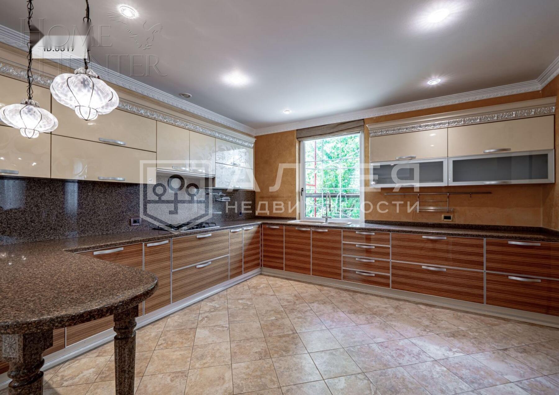 2-этажный коттедж 350 м² с отделкой
