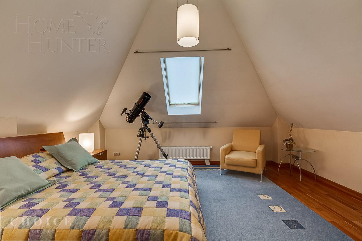 4-этажный коттедж 540 м² с отделкой