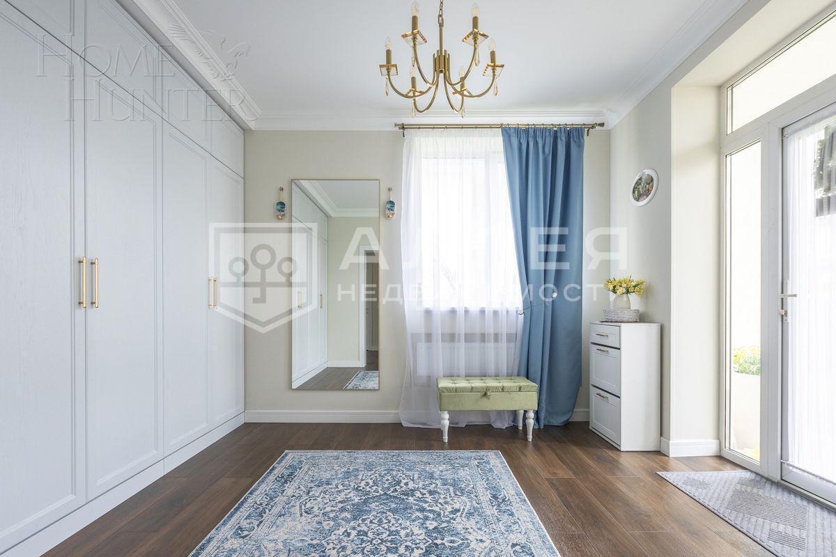 2-этажный коттедж 270 м² с отделкой