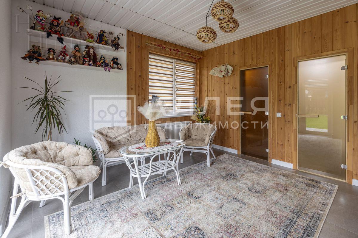 2-этажный коттедж 270 м² с отделкой