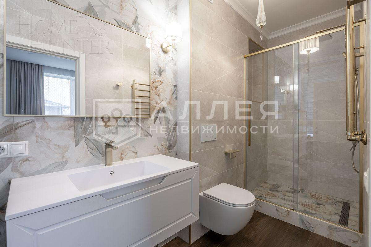 2-этажный коттедж 270 м² с отделкой