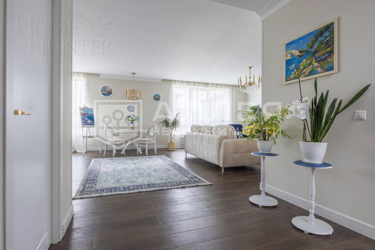 2-этажный коттедж 270 м² с отделкой