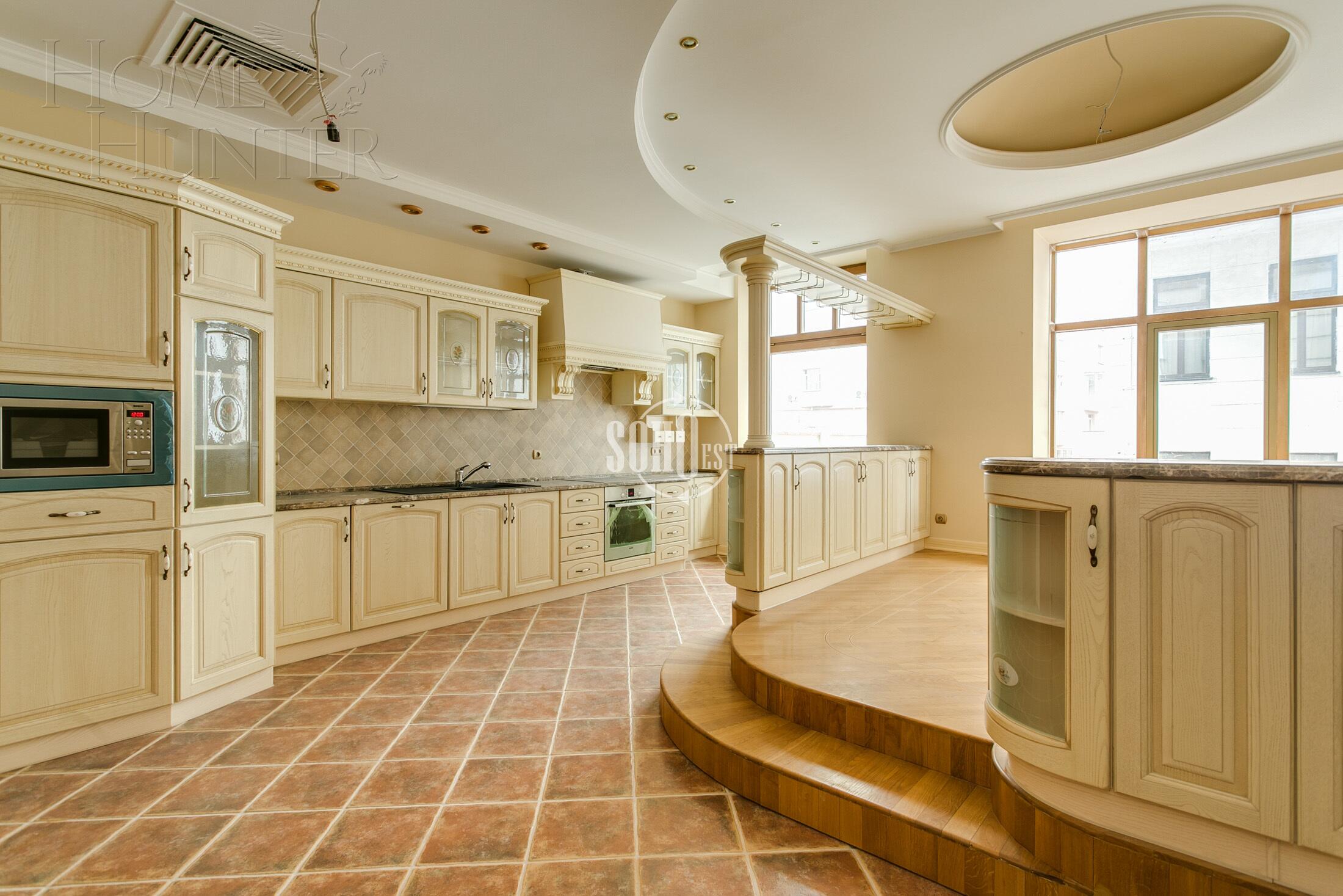 6-КОМН. КВАРТИРА С ОТДЕЛКОЙ 412 М² НА 4 ЭТАЖЕ