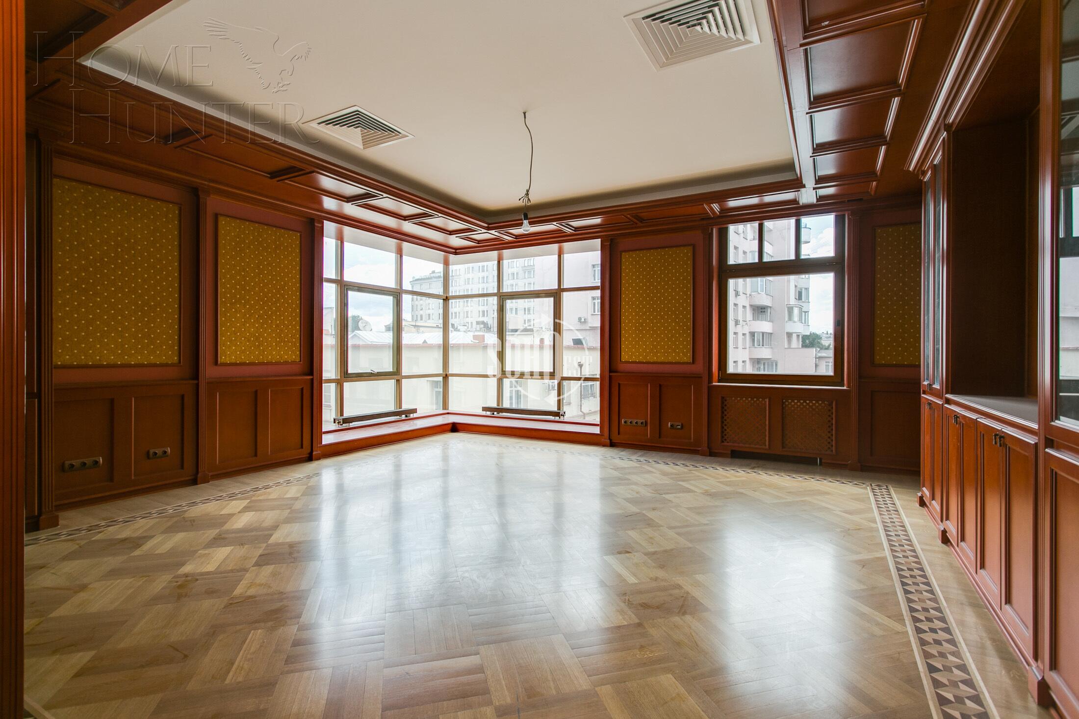 6-КОМН. КВАРТИРА С ОТДЕЛКОЙ 412 М² НА 4 ЭТАЖЕ