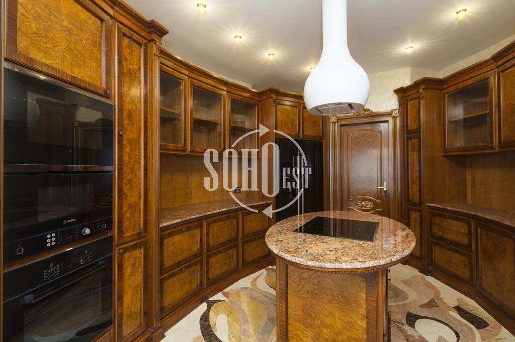 3-КОМН. КВАРТИРА С ОТДЕЛКОЙ 270.1 М² НА 8 ЭТАЖЕ