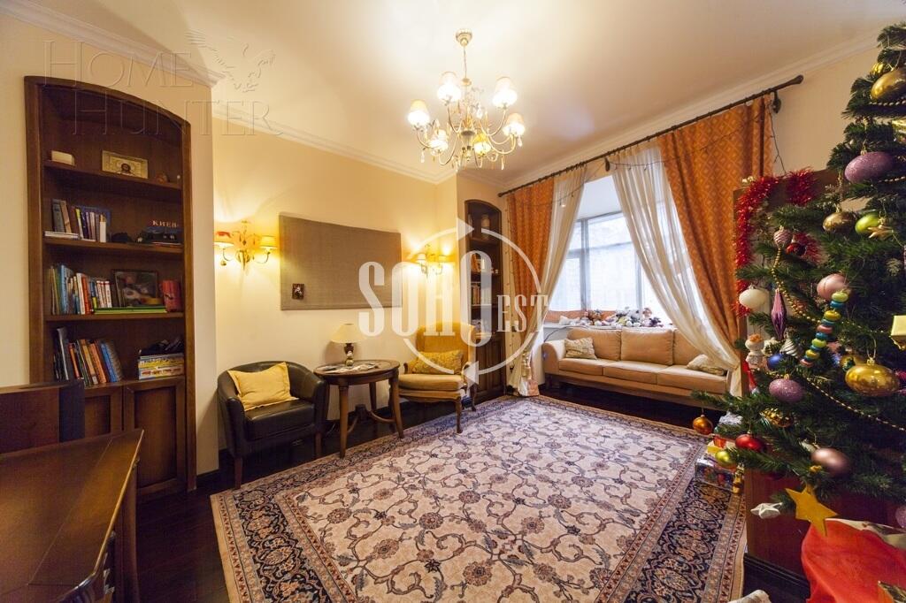 4-УРОВНЕВЫЙ ТАУНХАУС С ОТДЕЛКОЙ 310 М² НА 1 ЭТАЖЕ