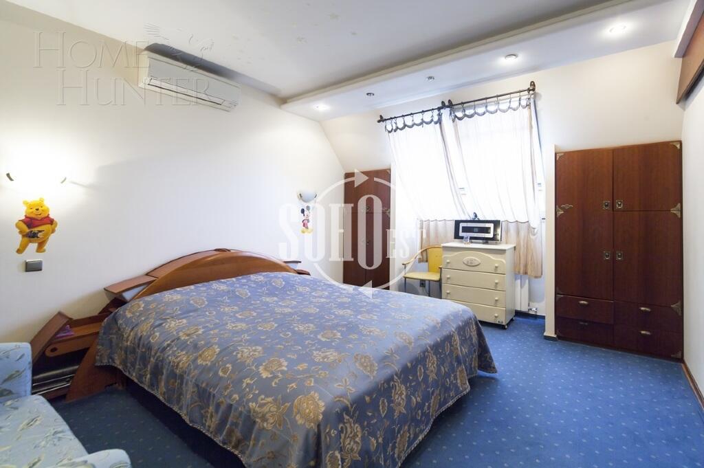 4-УРОВНЕВЫЙ ТАУНХАУС С ОТДЕЛКОЙ 310 М² НА 1 ЭТАЖЕ