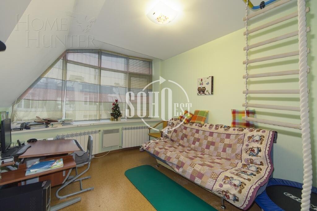 4-УРОВНЕВЫЙ ТАУНХАУС С ОТДЕЛКОЙ 310 М² НА 1 ЭТАЖЕ