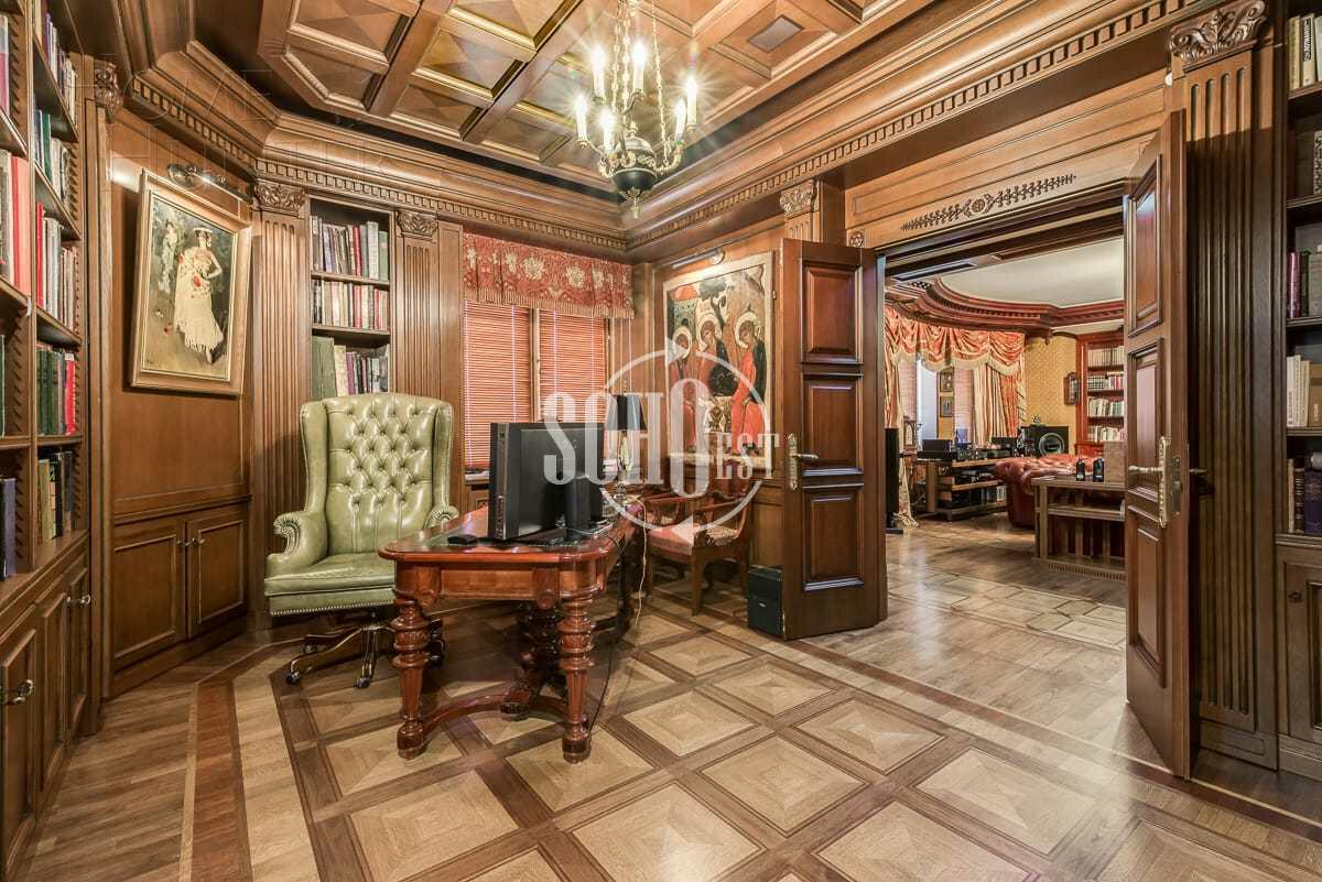 4-КОМН. ПЕНТХАУС С ОТДЕЛКОЙ 258 М² НА 11 ЭТАЖЕ