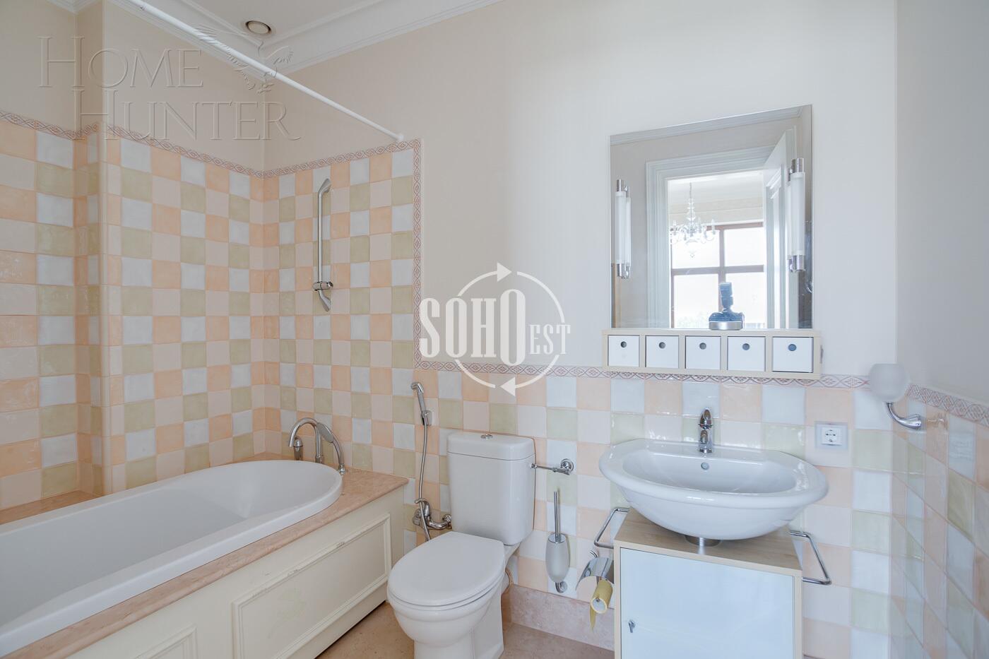 4-КОМН. КВАРТИРА С ОТДЕЛКОЙ 154 М² НА 3 ЭТАЖЕ