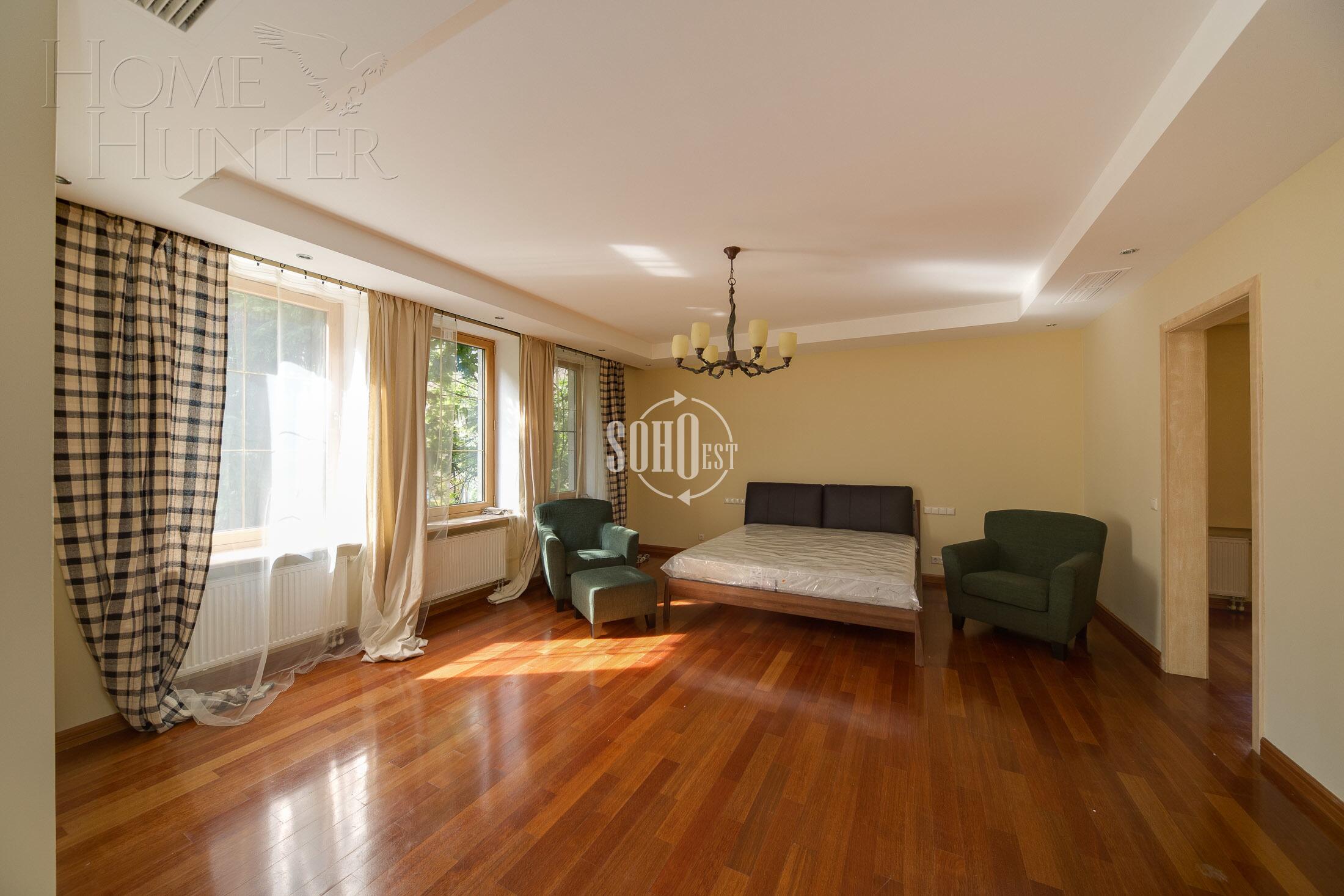 3-УРОВНЕВЫЙ ОСОБНЯК С ОТДЕЛКОЙ 1 040 М² НА 1 ЭТАЖЕ