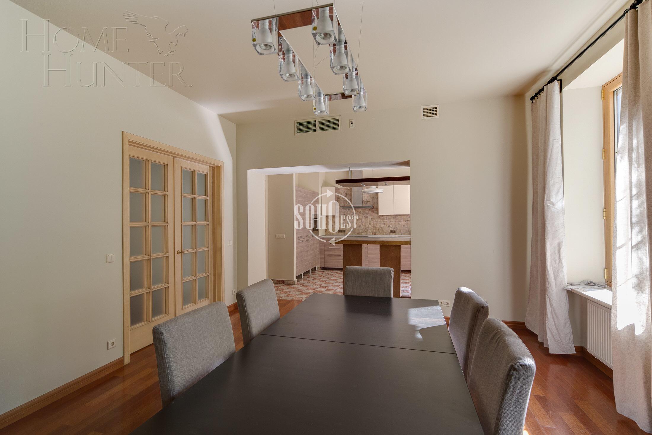 3-УРОВНЕВЫЙ ОСОБНЯК С ОТДЕЛКОЙ 1 040 М² НА 1 ЭТАЖЕ