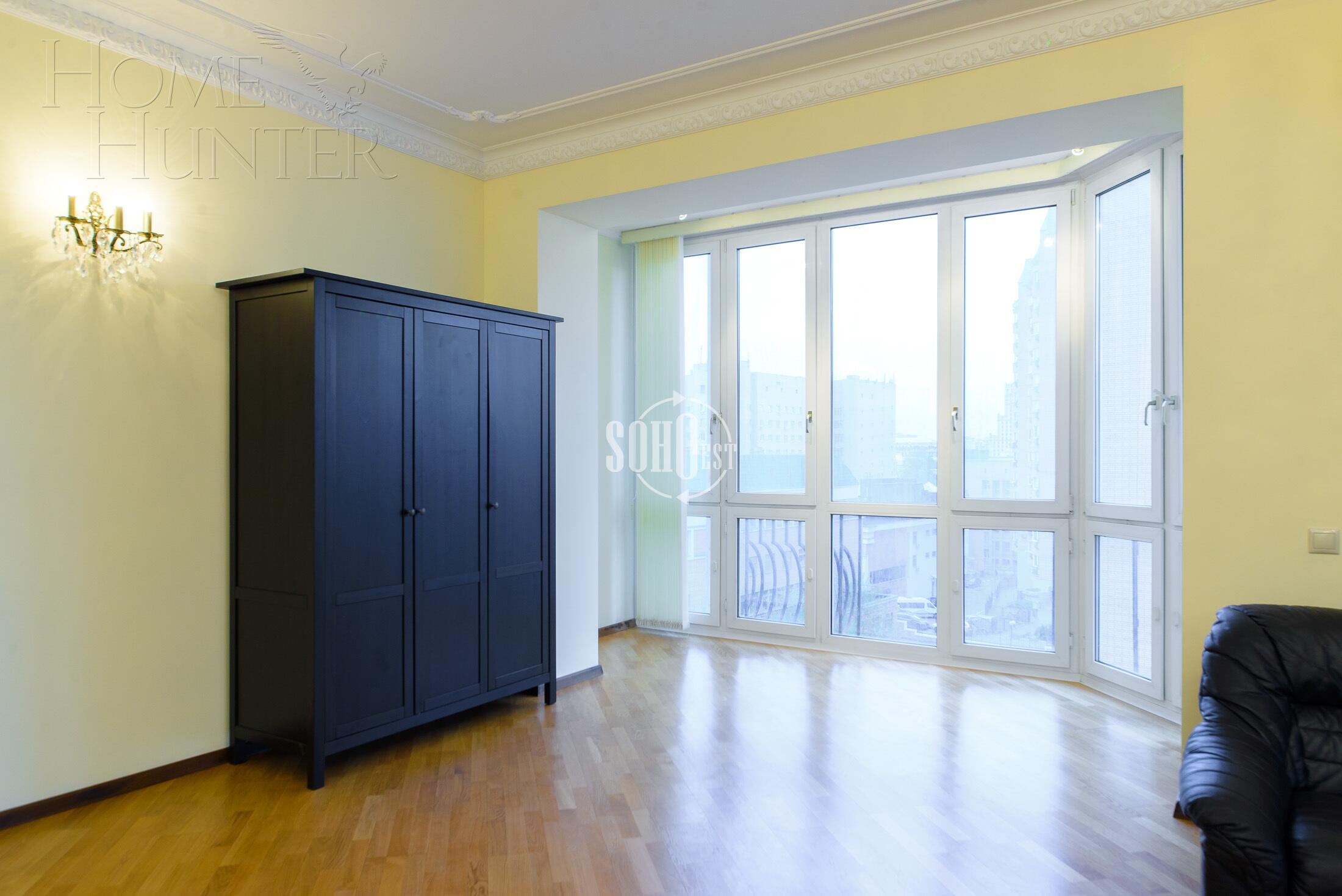 7-КОМН. КВАРТИРА С ОТДЕЛКОЙ 298 М² НА 5 ЭТАЖЕ