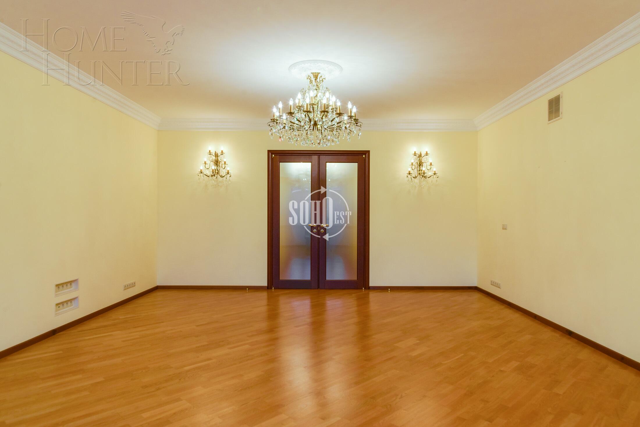 7-КОМН. КВАРТИРА С ОТДЕЛКОЙ 298 М² НА 5 ЭТАЖЕ