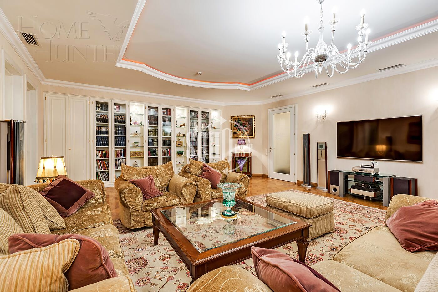 5-КОМН. КВАРТИРА С ОТДЕЛКОЙ 240 М² НА 2 ЭТАЖЕ