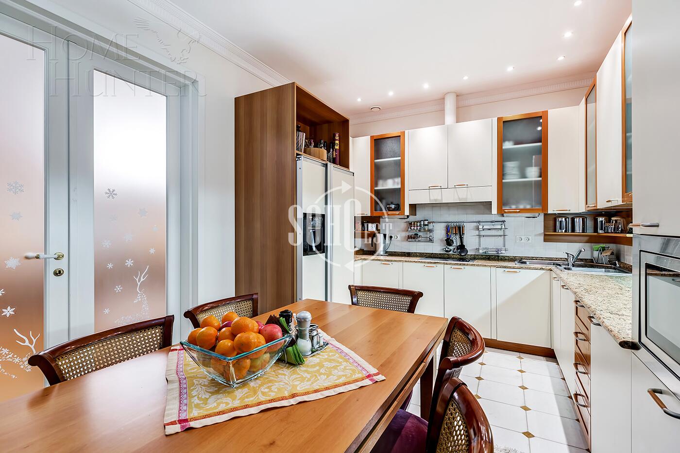 5-КОМН. КВАРТИРА С ОТДЕЛКОЙ 240 М² НА 2 ЭТАЖЕ