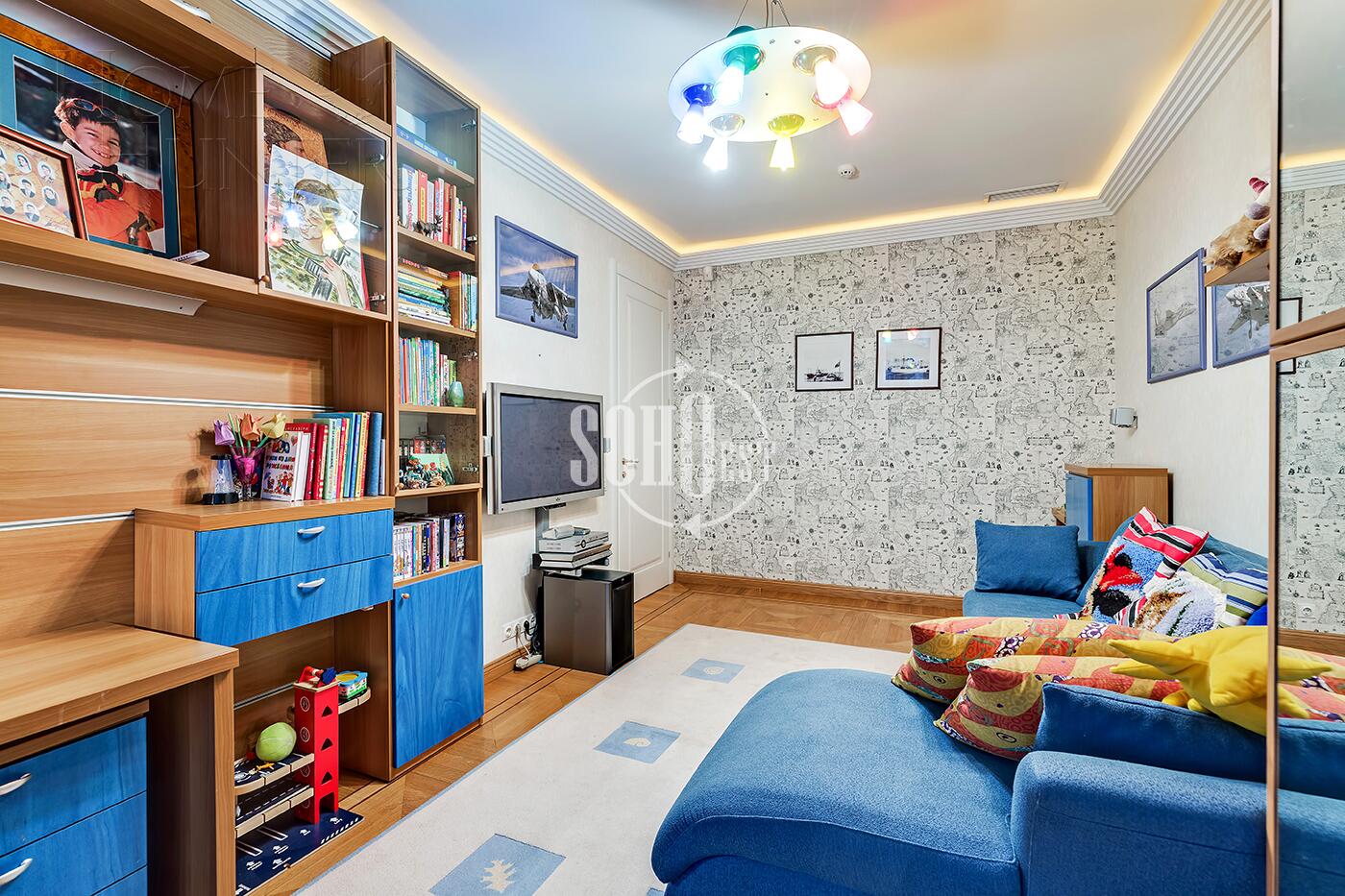 5-КОМН. КВАРТИРА С ОТДЕЛКОЙ 240 М² НА 2 ЭТАЖЕ